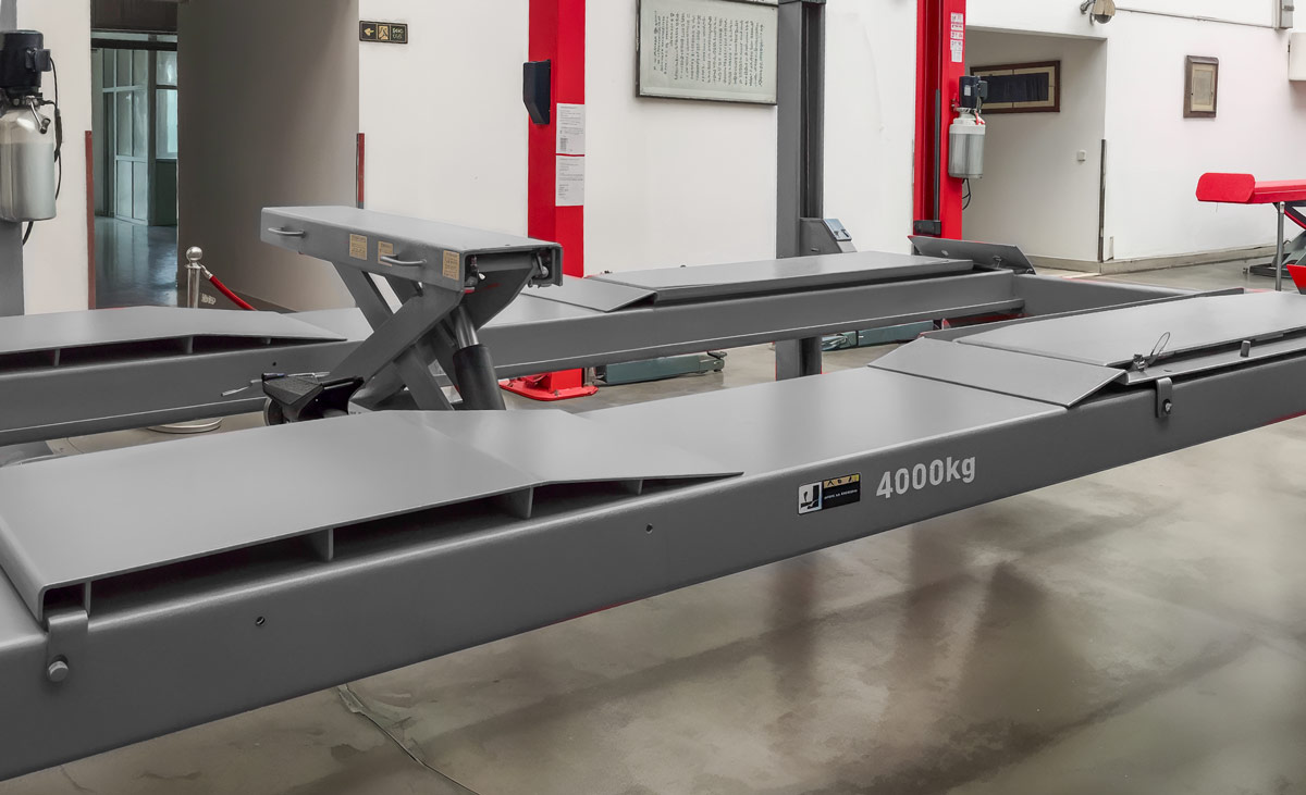 Комплект развальных площадок для слесарного подъемника, ш. 550 мм серый